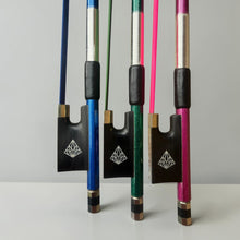 Load image into Gallery viewer, Spectrum Elite Bow - Violin 4/4
