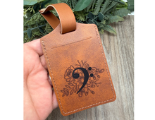 Load image into Gallery viewer, Floral Clef Baggage Tag
