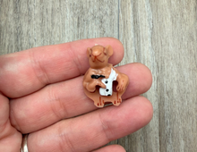 Load image into Gallery viewer, Moustro Violin Mute
