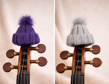 Load image into Gallery viewer, Scroll Beanie
