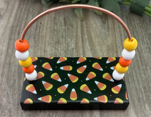 Load image into Gallery viewer, Halloween Candy Corns Bead Counter
