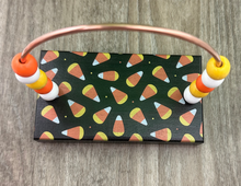 Load image into Gallery viewer, Halloween Candy Corns Bead Counter
