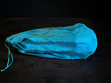 Load image into Gallery viewer, Pure Mulberry Silk Violin Bag - Emerald Nocturne
