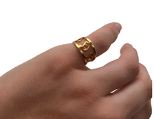 Load image into Gallery viewer, Stainless Steel Notes Ring - Gold
