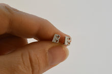 Load image into Gallery viewer, Stud Earrings Alto Clef Viola Silver
